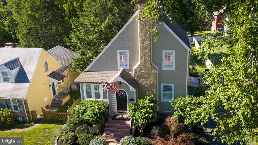 608 Randolph Ave, Fort Washington, PA 19034 - #2
