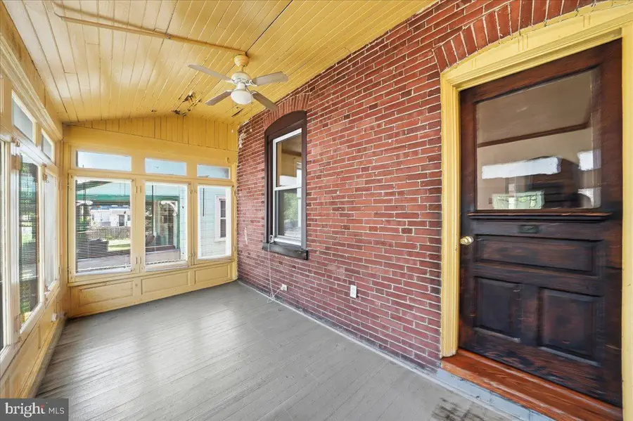 16 W Spring Ave, Ardmore, PA 19003 - #3