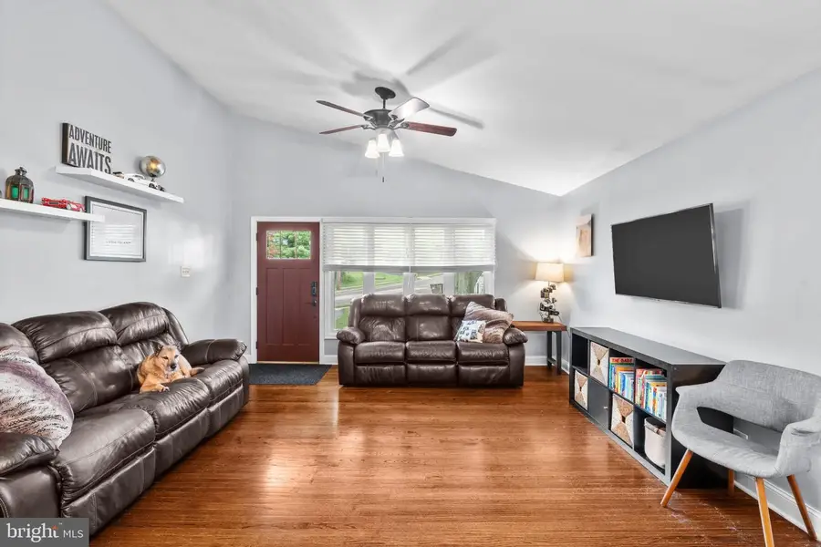 315 W Valley Forge Rd, King Of Prussia, PA 19406 - #3