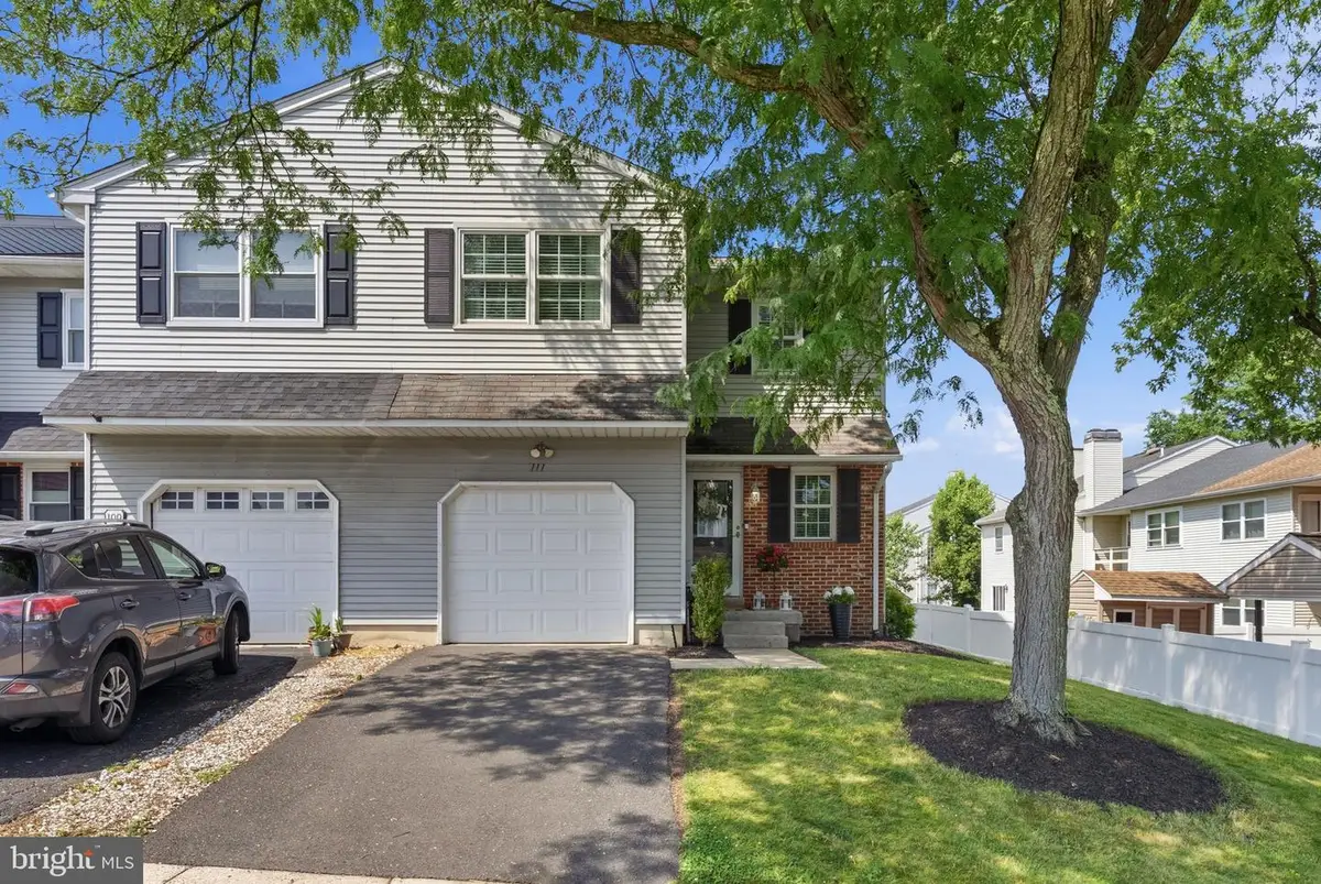 111 Elberta Dr, North Wales, PA 19454 - #1