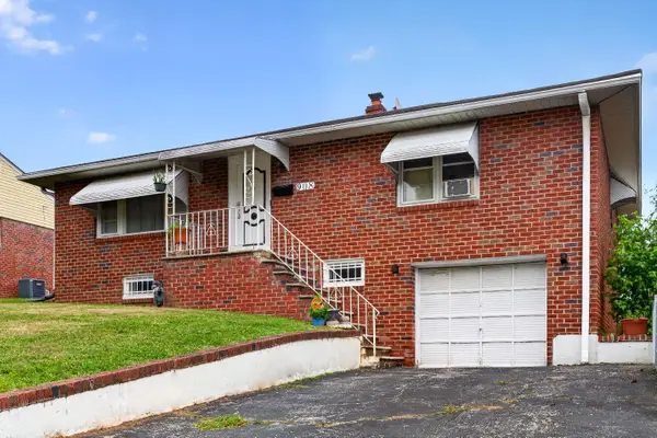 908 New Hope St #, NORRISTOWN, PA 19401