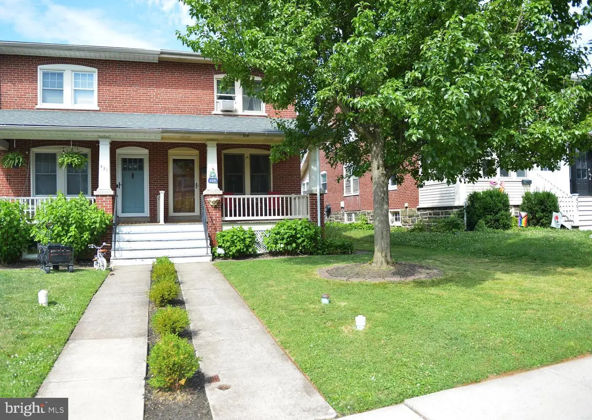 429 Perkiomen Ave, Lansdale, PA 19446 - #1