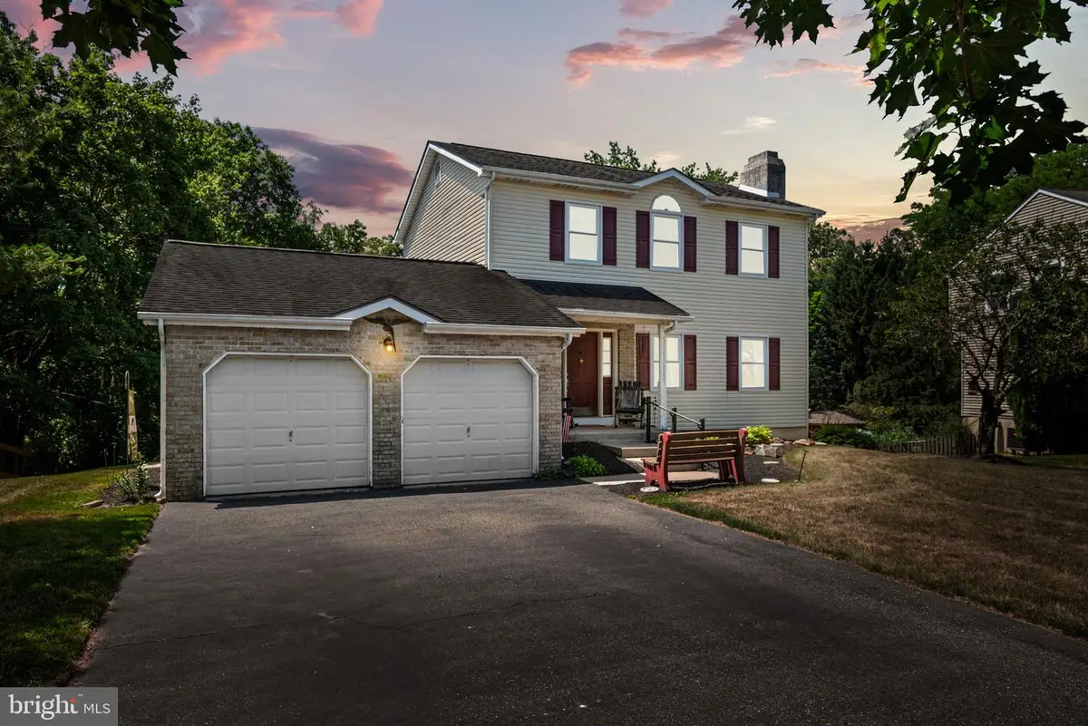 2232 Donna Ln, Pottstown, PA 19464 - #1