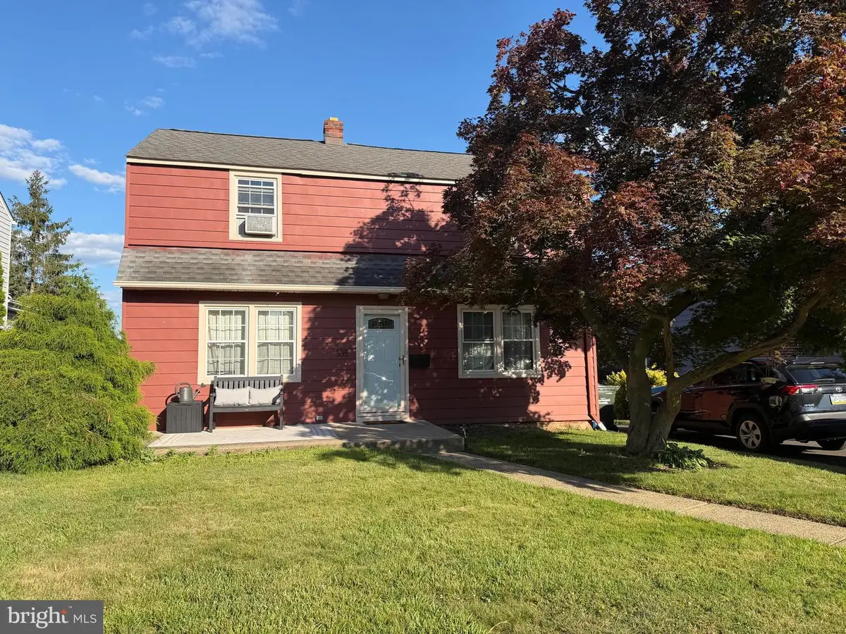 335 Forest Ave, Willow Grove, PA 19090 - #1