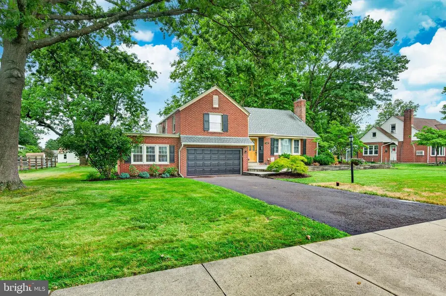 428 Ridge Ave, Souderton, PA 18964 - #2