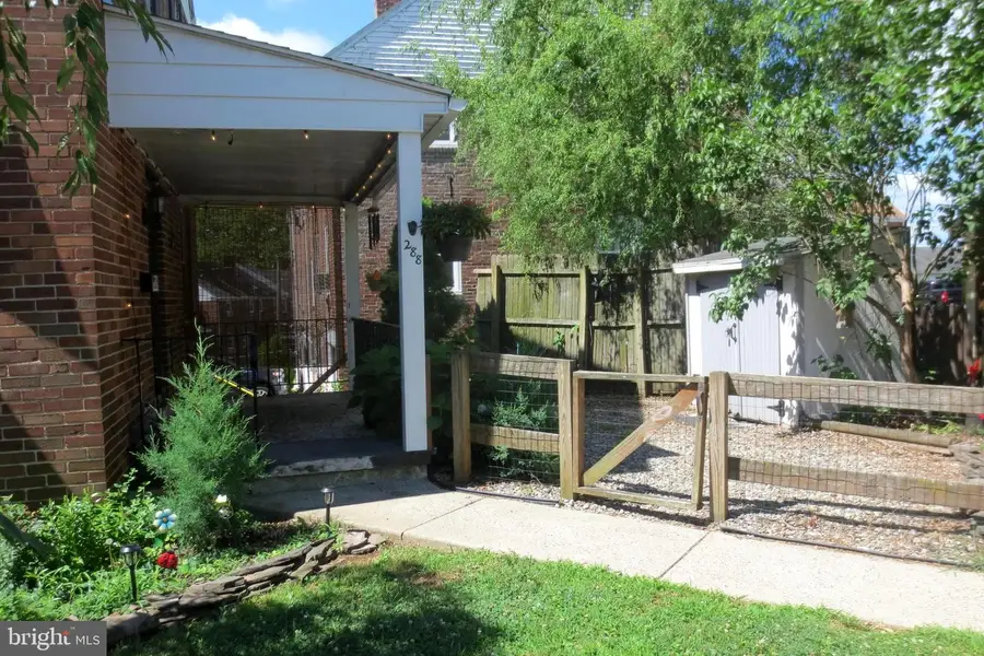 288 Diamond St, Pottstown, PA 19464 - #3
