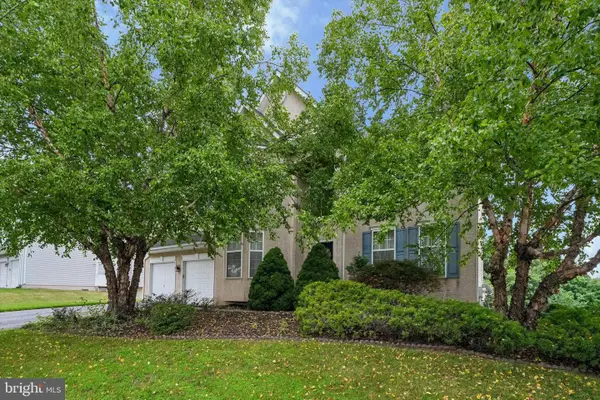 6003 Shady Wood Cir, COLLEGEVILLE, PA 19426
