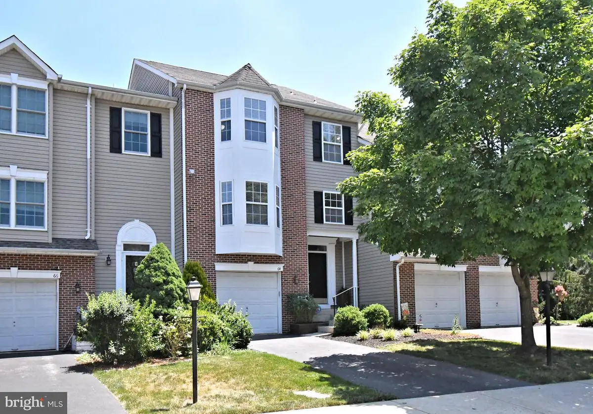 64 Hunt Club Dr, Collegeville, PA 19426 - #1