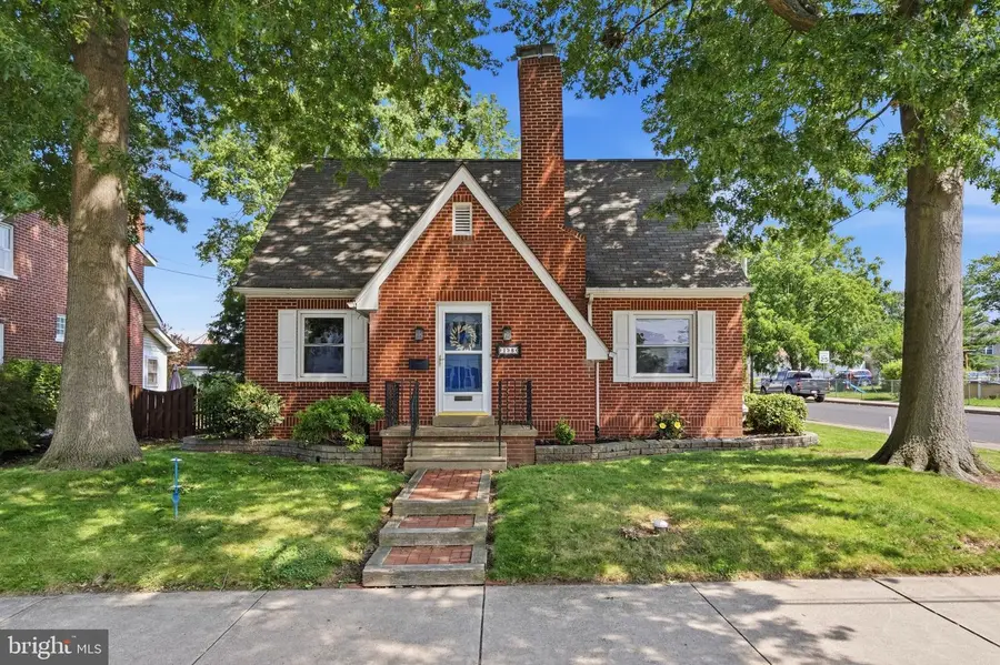 198 W Lincoln Ave, Telford, PA 18969 - #2