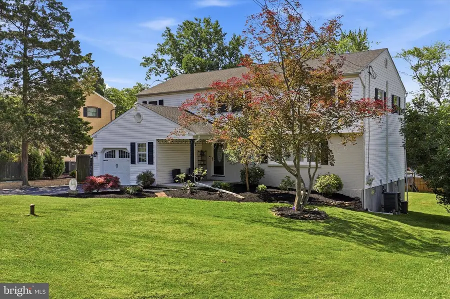 616 Meadowlark Rd, Norristown, PA 19403 - #3