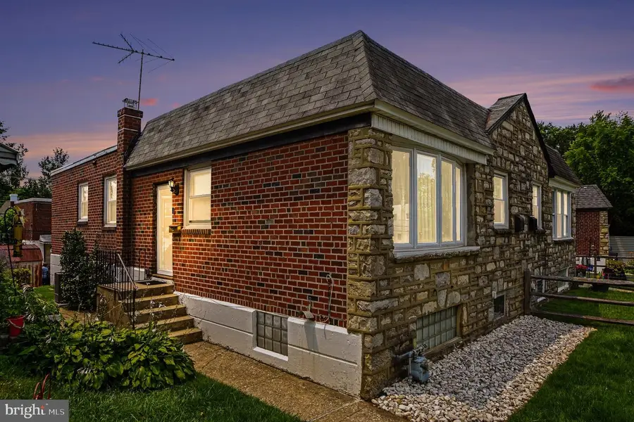 506 Glenn Valley Dr, Norristown, PA 19401 - #3