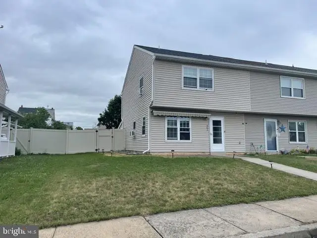 461 Blaker Dr, East Greenville, PA 18041 - #1