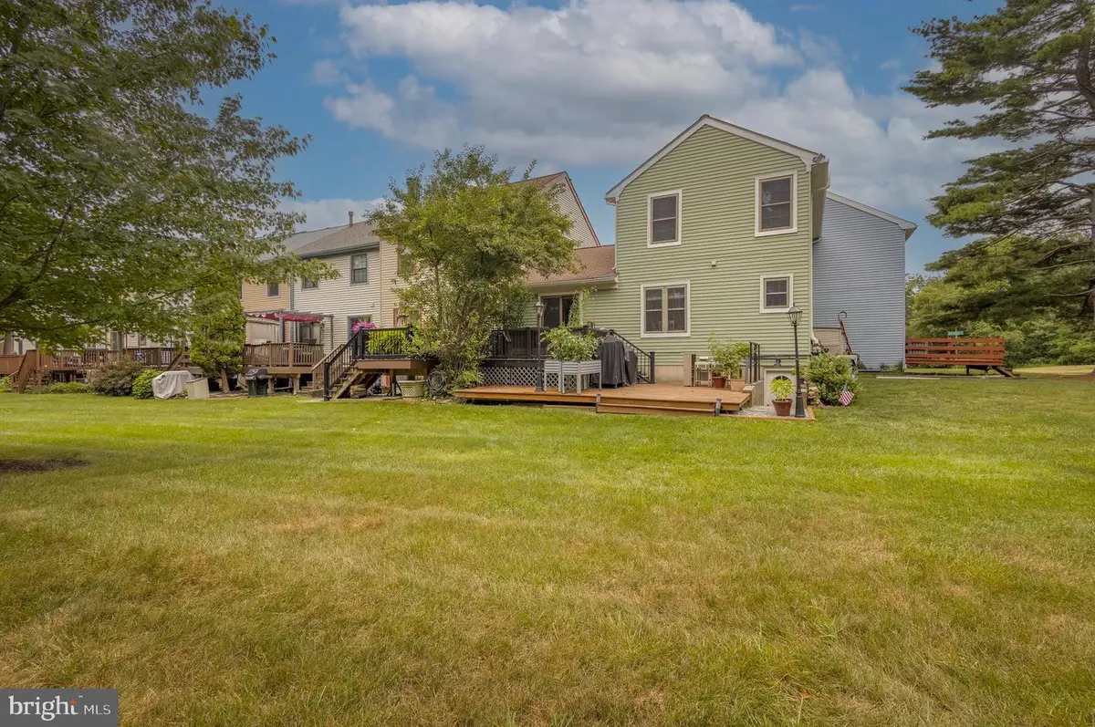 102 Rutledge Ct, North Wales, PA 19454 - #1