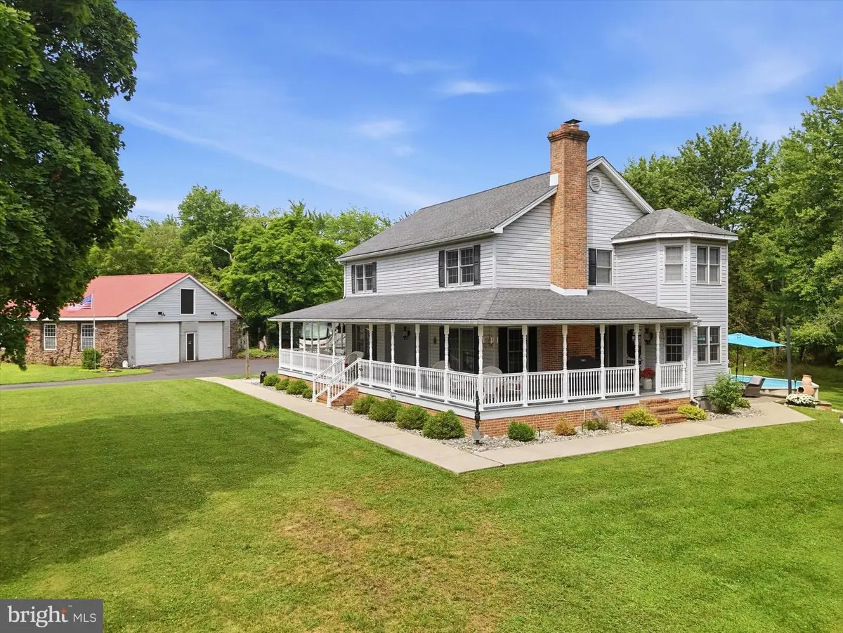 37 School Rd, Schwenksville, PA 19473 - #1