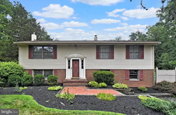 2390 Lenhart Rd, COLMAR, PA 18915