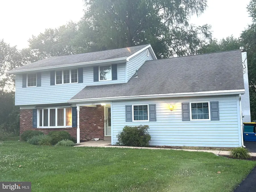 520 Buckman Dr, Hatboro, PA 19040 - #2
