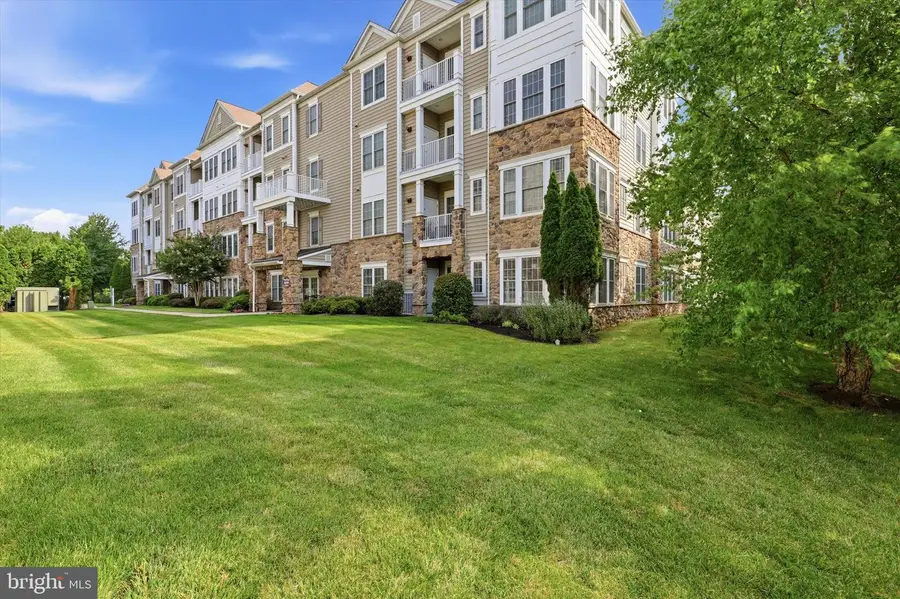 6102 Lilac Ct, Upper Gwynedd, PA 19446 - #2