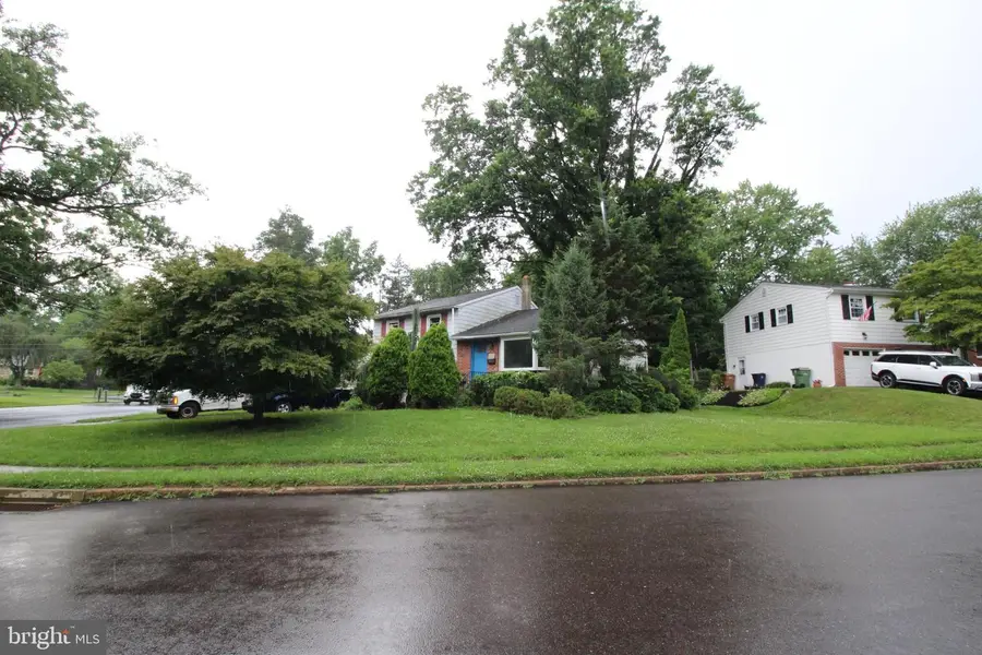 1750 N North Hills Ave, Willow Grove, PA 19090 - #2