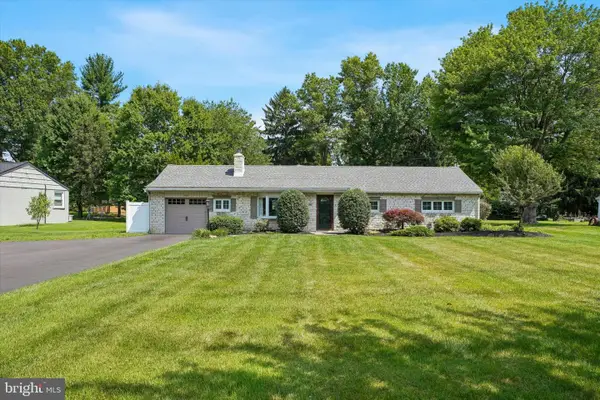1121 W Thomas Rd, LANSDALE, PA 19446