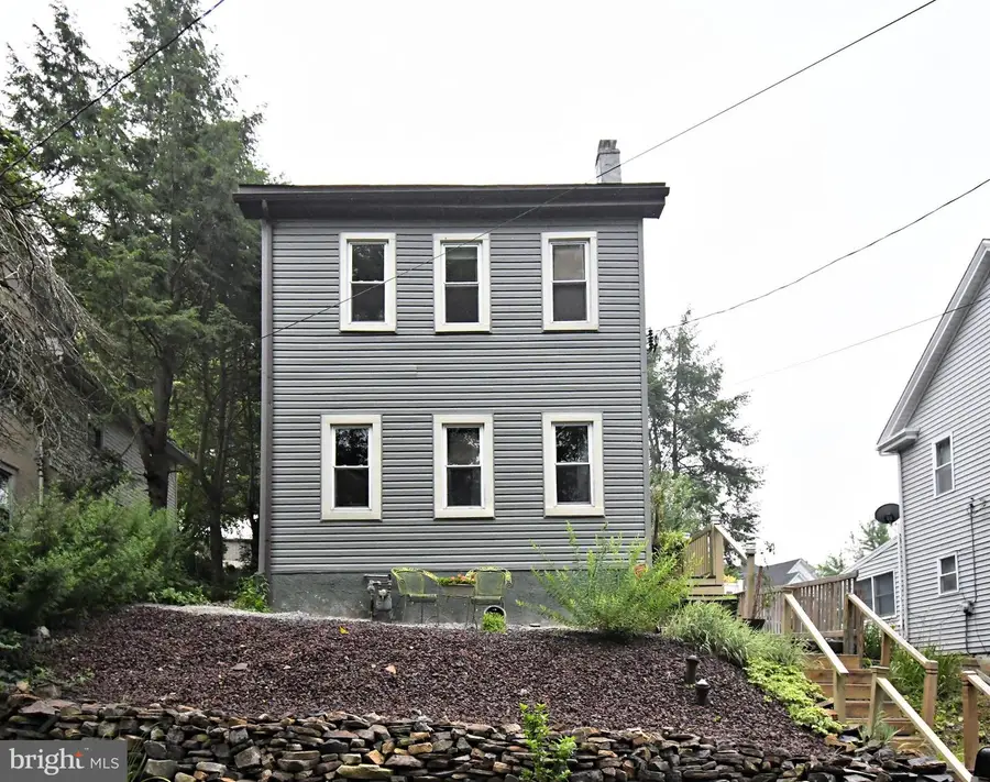 658 Macoby Ave, Green Lane, PA 18054 - #2