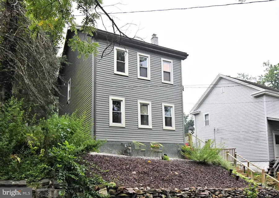 658 Macoby Ave, Green Lane, PA 18054 - #3
