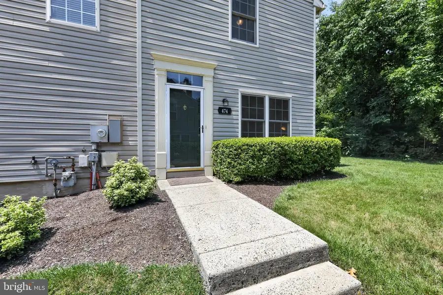 474 Stoneglen St, Collegeville, PA 19426 - #3