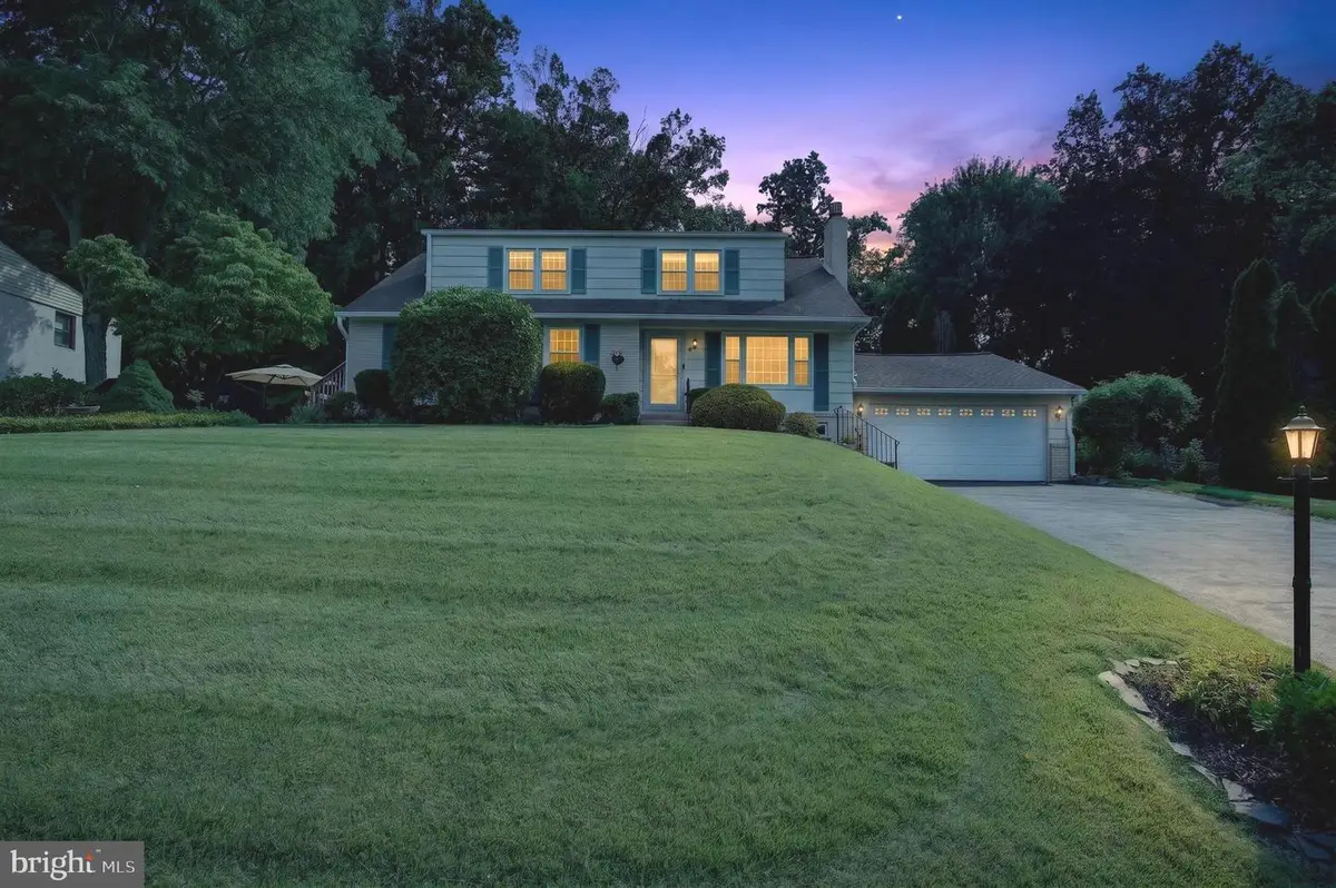 2530 Ball Rd, Willow Grove, PA 19090 - #1
