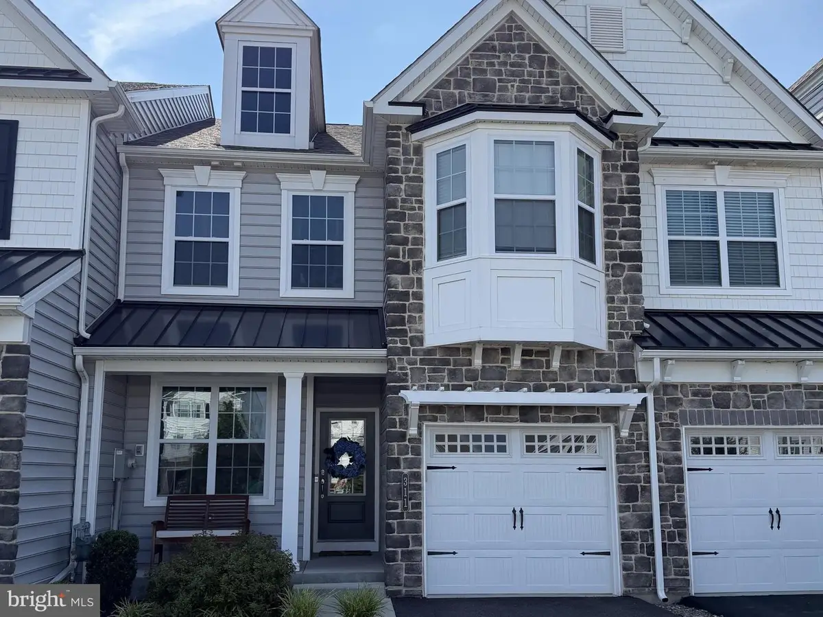 311 Flintrock Ct, Collegeville, PA 19426 - #1