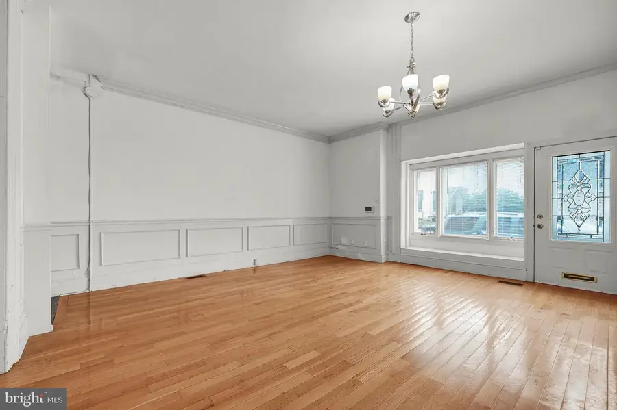 603 Swede St, Norristown, PA 19401 - #3