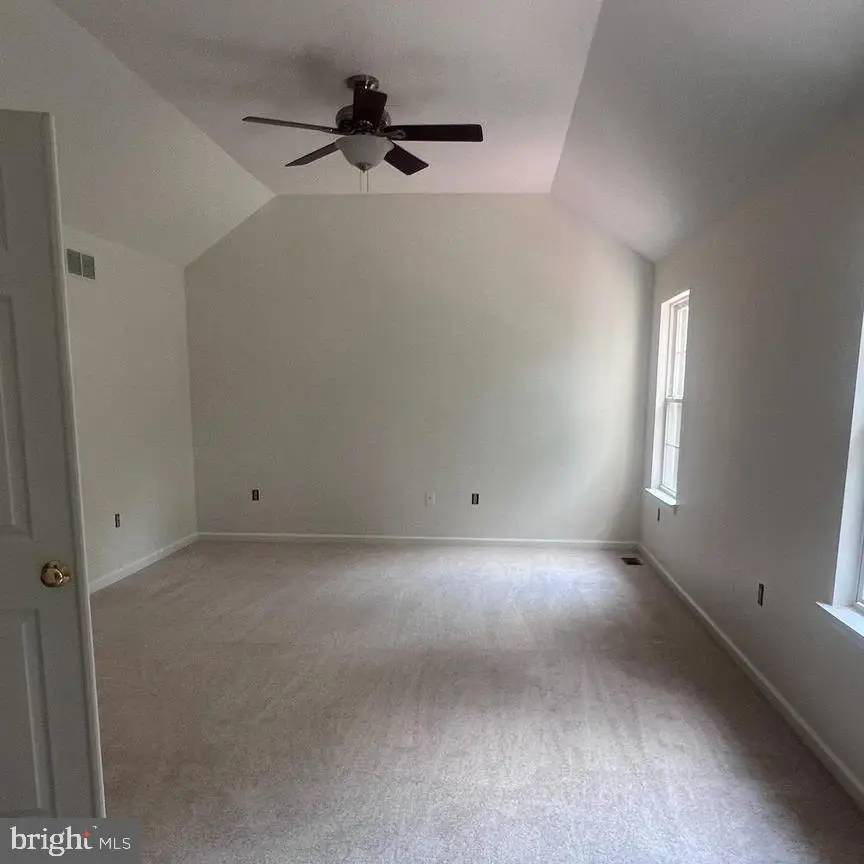 1341 Meadowview Dr, Pottstown, PA 19464 - #3