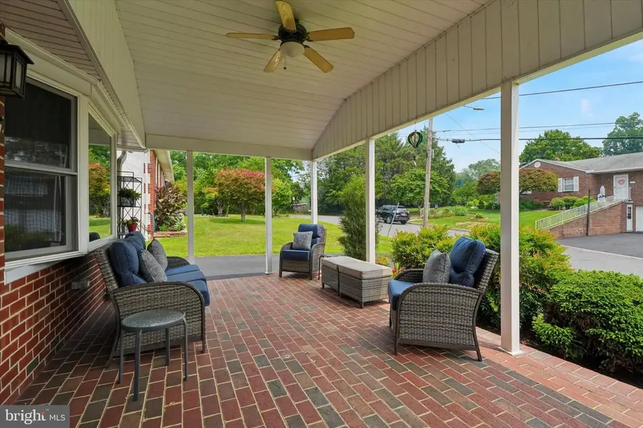 906 H Ave, Glenside, PA 19038 - #2