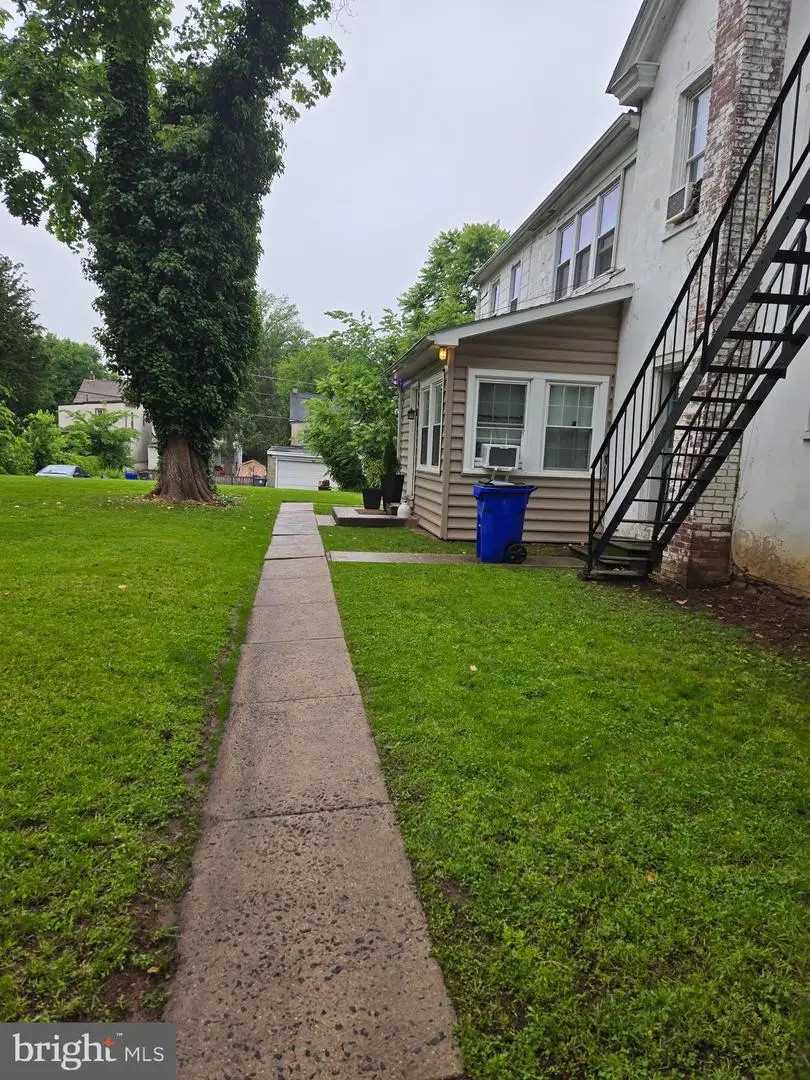 870 E High St, Pottstown, PA 19464 - #3