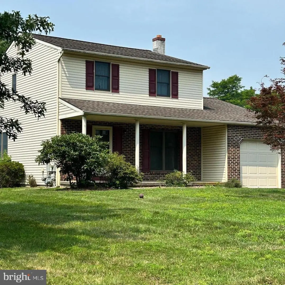 2843 Valley Woods Rd, Hatfield, PA 19440 - #1