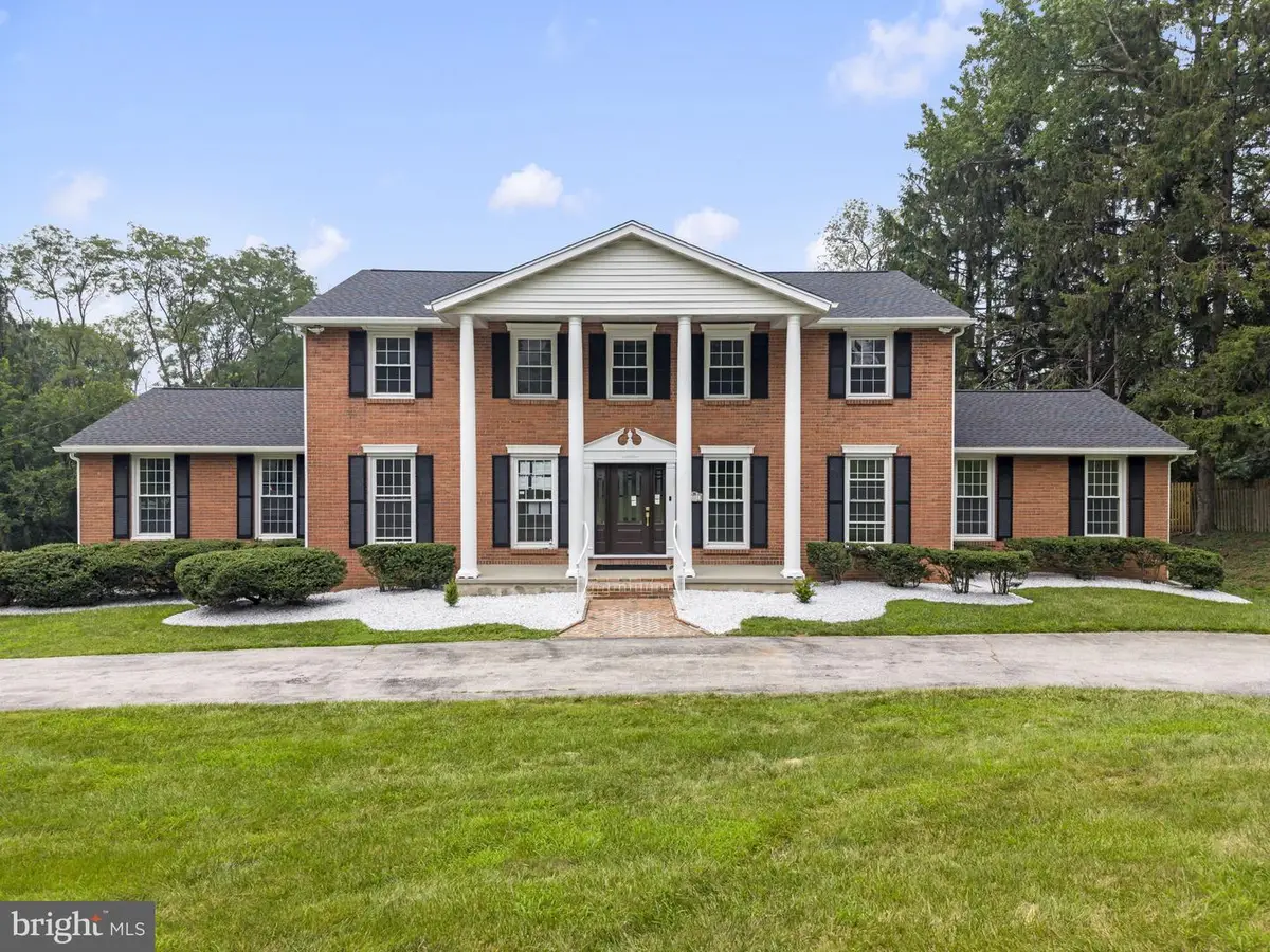 1215 Club House Rd, Gladwyne, PA 19035 - #1
