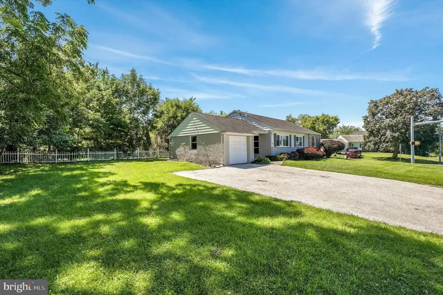 215 S Henderson Rd #, King Of Prussia, PA 19406 - #2