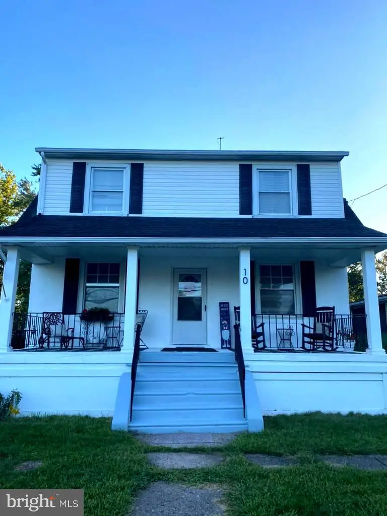 10 W Township Line Rd, Norristown, PA 19401 - #1