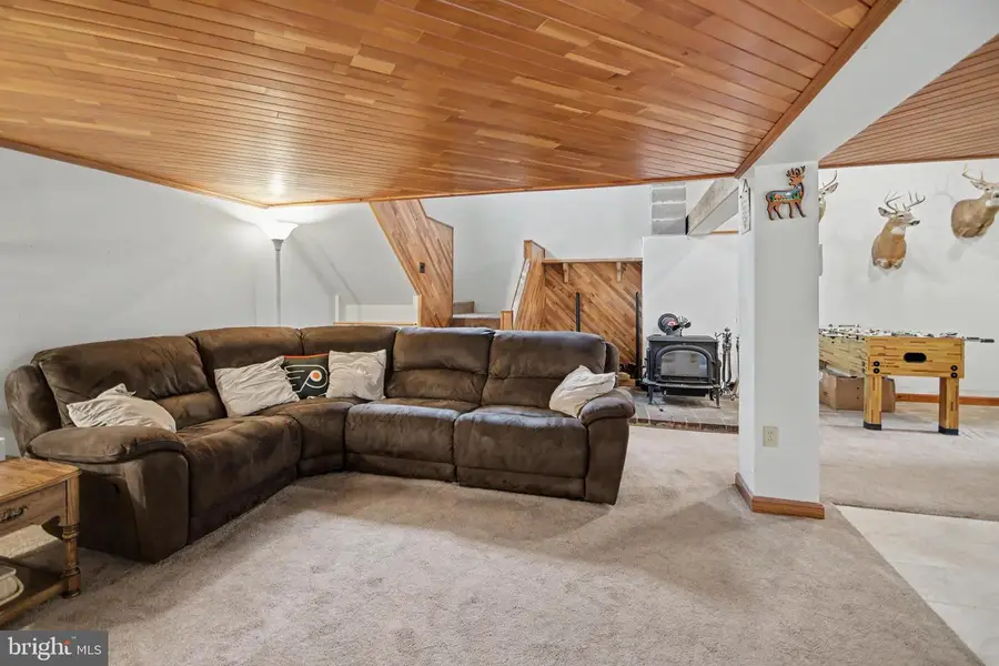 2016 Adams Rd, East Greenville, PA 18041 - #3