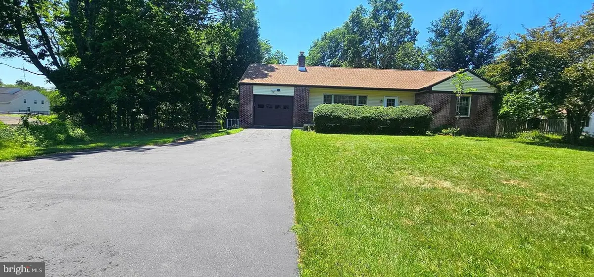 2247 E Orvilla Rd, Hatfield, PA 19440 - #1