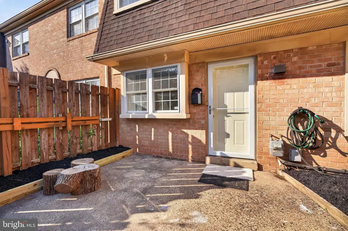 248 Arbour Ct, North Wales, PA 19454 - #1