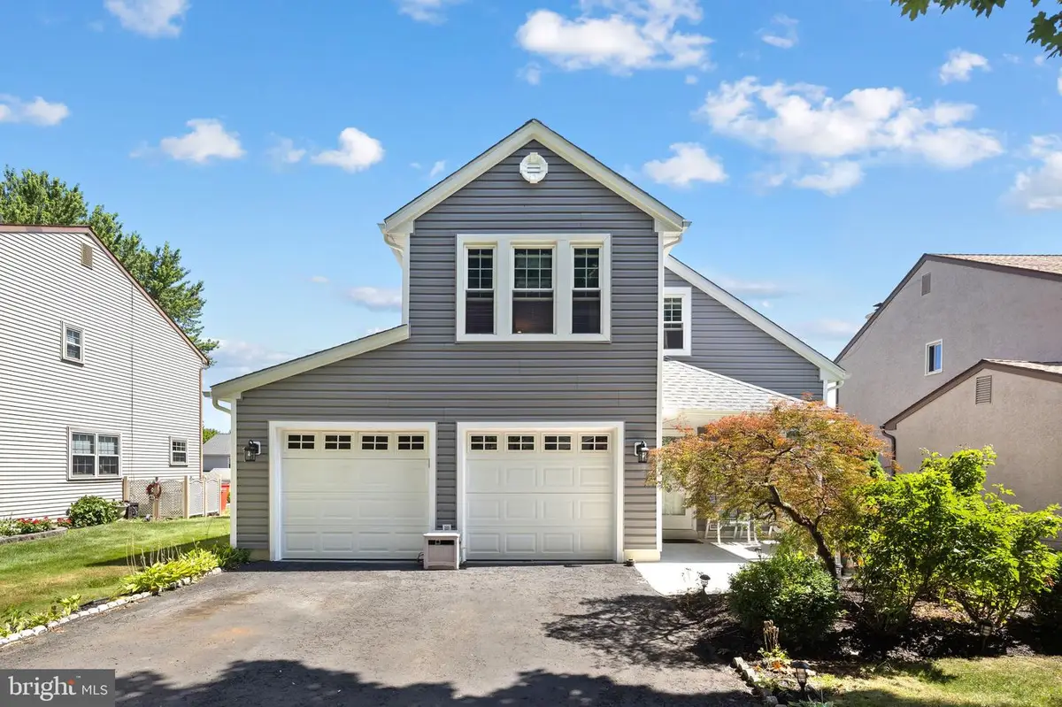 12 Pebble Dr, Horsham, PA 19044 - #1