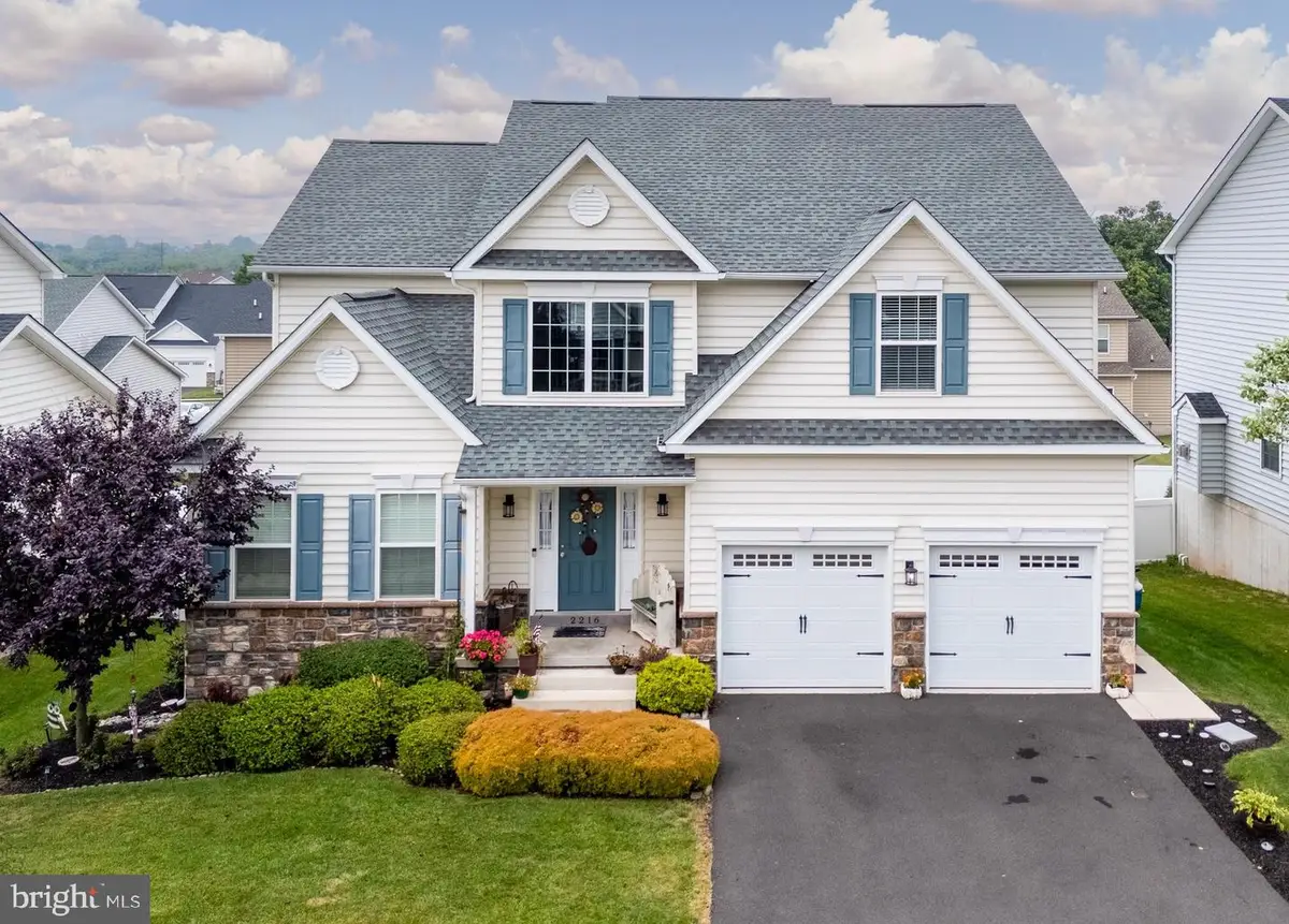2216 Sunnyvale Dr, Pennsburg, PA 18073 - #1