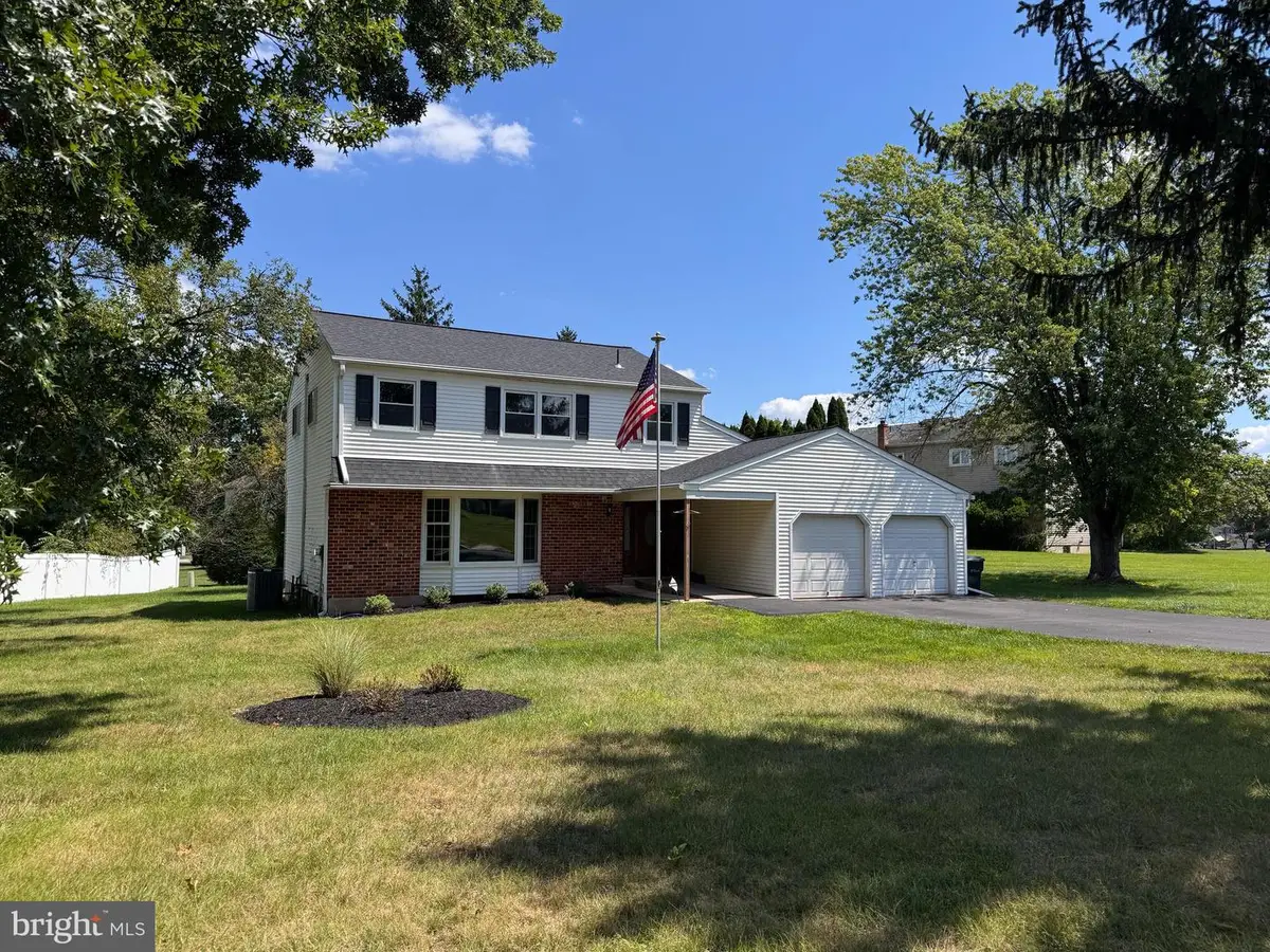 1045 Maykut Ave, Collegeville, PA 19426 - #1