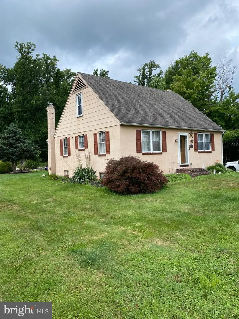 917 Limekiln Pike, Ambler, PA 19002 - #1