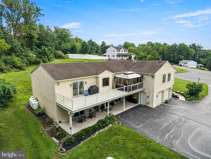 33 Melissa Ln, Royersford, PA 19468 - #3