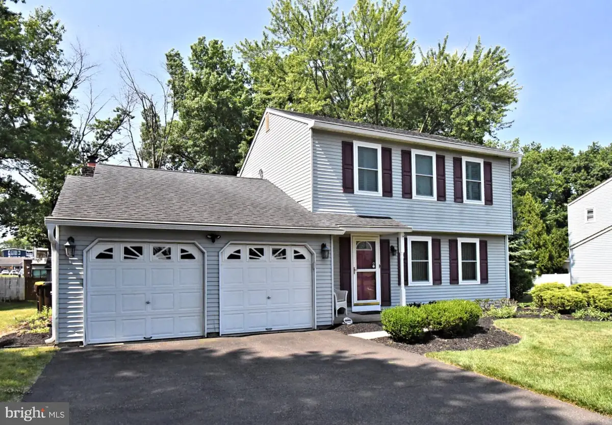 106 Station Dr, North Wales, PA 19454 - #1