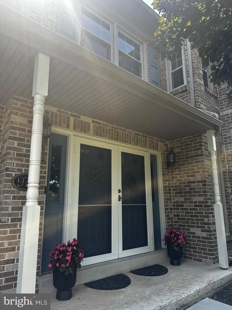 970 Clover Ct, Blue Bell, PA 19422 - #2