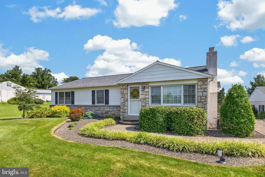 443 Allentown Rd, Souderton, PA 18964 - #2