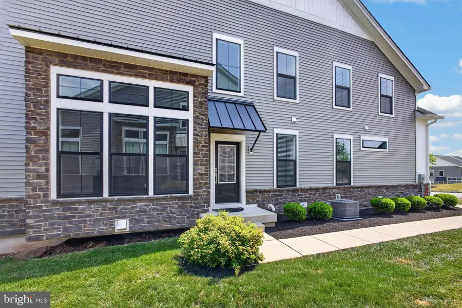 9 Umbrell Dr, Norristown, PA 19403 - #2