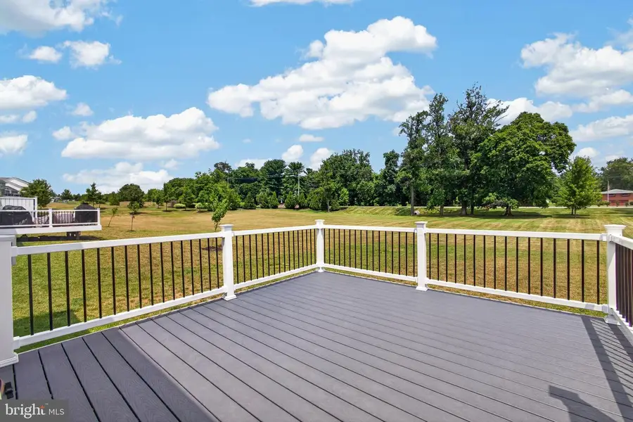 9 Umbrell Dr, Norristown, PA 19403 - #3