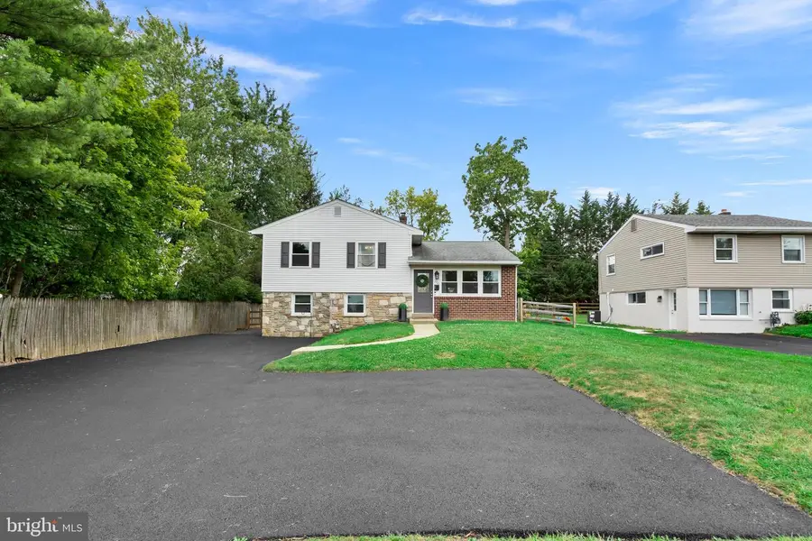 2700 E County Line Rd, Hatboro, PA 19040 - #3